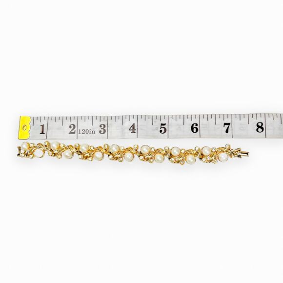 Sarah Coventry Royal Ballet Bracelet Rhinestones Faux Pearl Gold Tone Links Vtg - Picture 7 of 7
